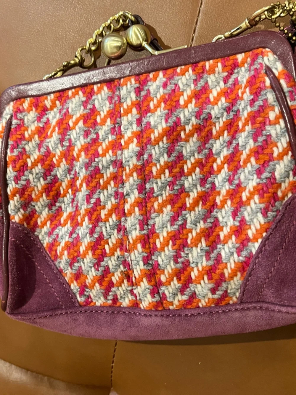 COACH Vintage Houndstooth Tweed & Suede Mini Kisslock Bag - Picture 8 of 14